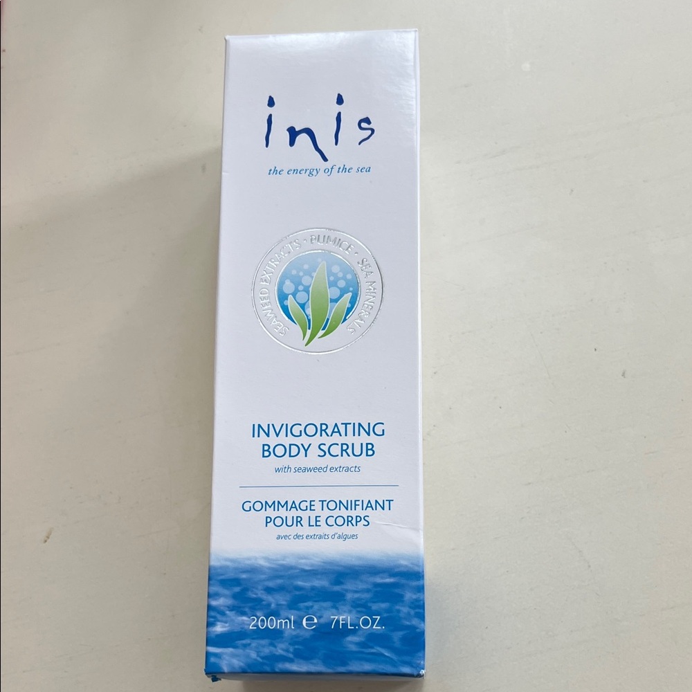 Inis Seaweed Body Scrub - White and Blue
